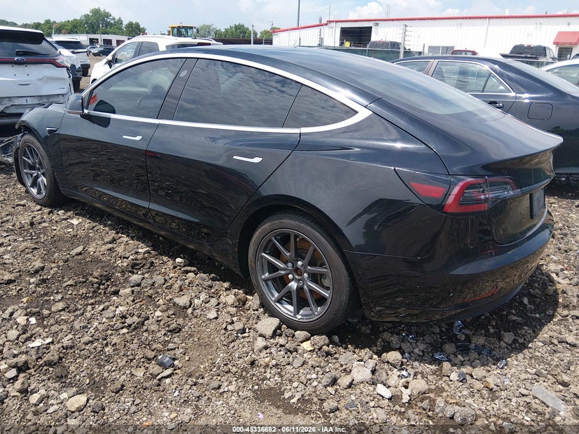 2018 Tesla Model 3 VIN 5YJ3E1EA5JF071011 IAAI salvage auction — RIGHT SIDE, Salvage (Ohio), sold $3,200 on 2026-07-08 (photo 3)