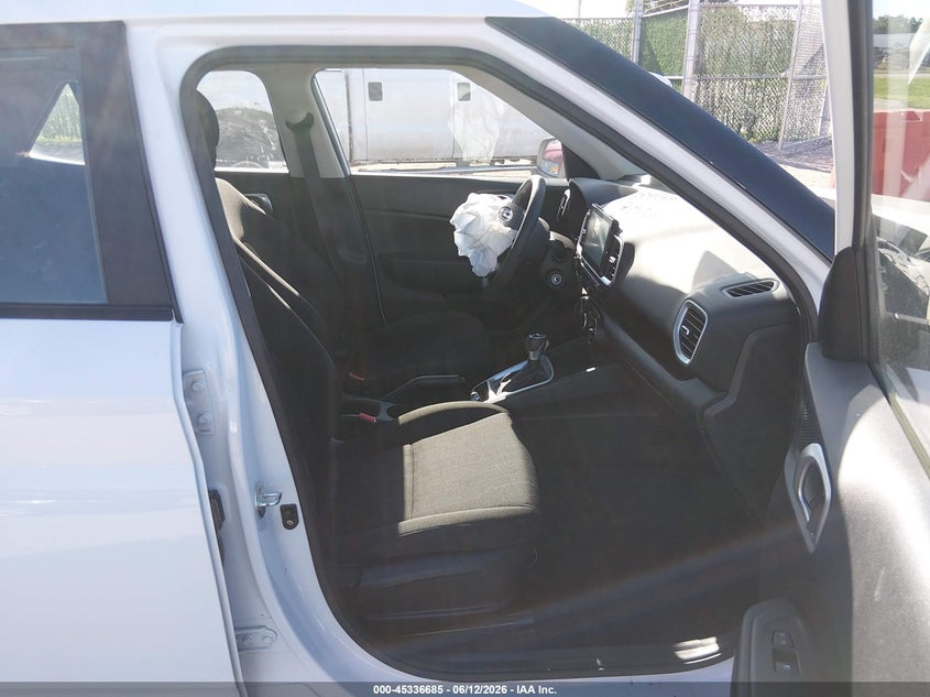 2021 Hyundai Venue VIN KMHRB8A35MU126261 IAAI salvage auction — FRONT END, Salvage Title, sold $2,950 on 2026-07-24 (photo 5)