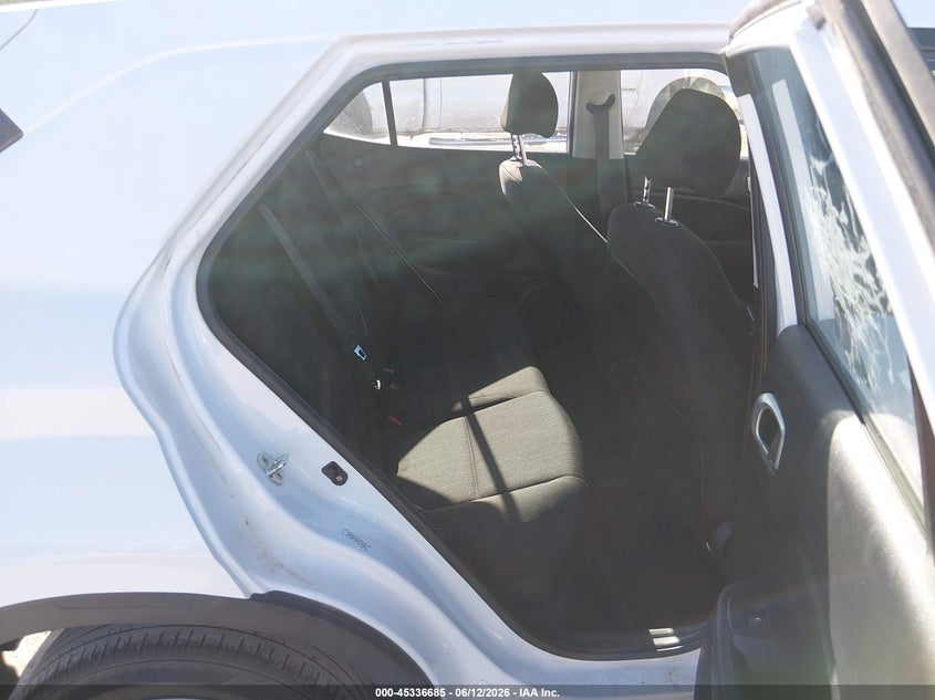 2021 Hyundai Venue VIN KMHRB8A35MU126261 IAAI salvage auction — FRONT END, Salvage Title, sold $2,950 on 2026-07-24 (photo 8)