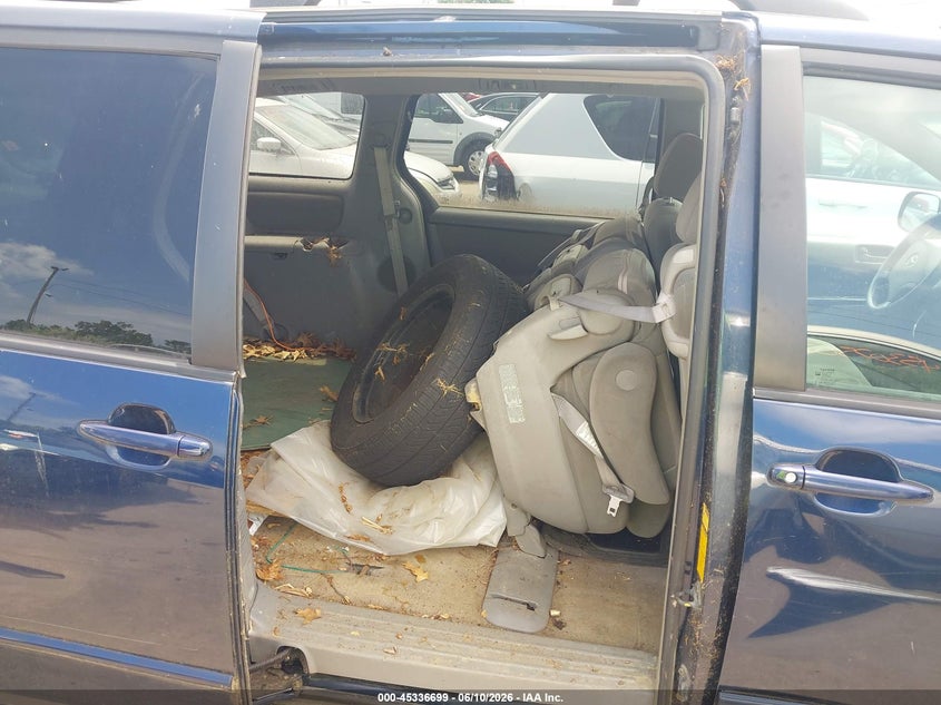 2005 Toyota Sienna VIN 5TDZA23C75S276315 IAAI salvage auction — NORMAL WEAR, Original (Ohio), sold $725 on 2026-07-14 (photo 8)