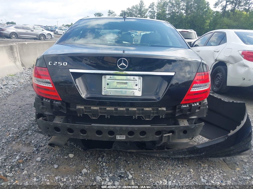 2014 Mercedes-benz C-klasse VIN WDDGF4HBXEA949797 IAAI salvage auction — REAR END, Salvage (Georgia), sold $1,550 on 2026-07-28 (photo 6)