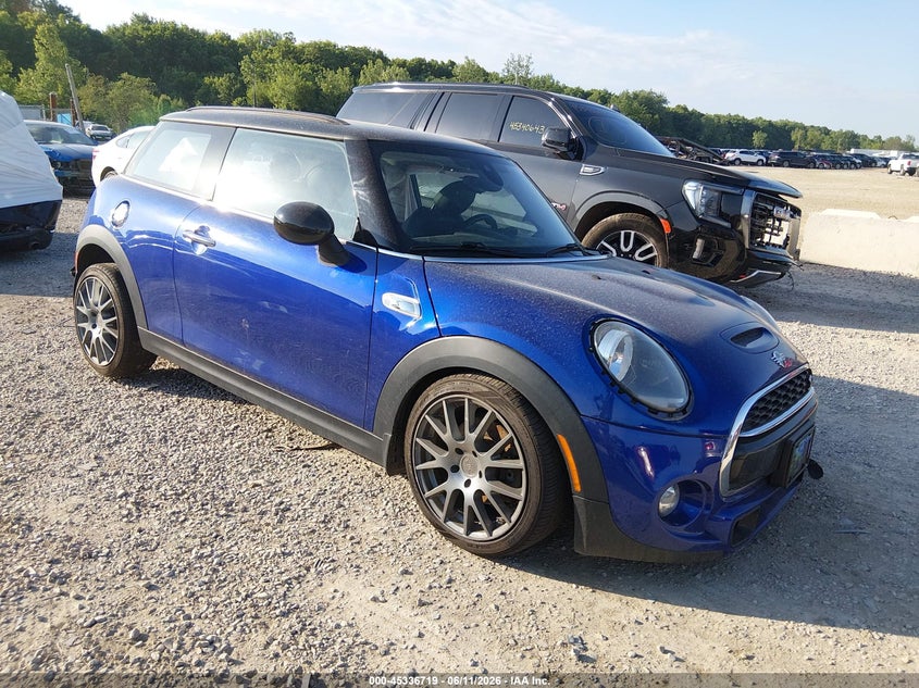 2019 Mini Hard top VIN WMWXP7C58K2H60730 IAAI salvage auction — LEFT FRONT, Wait Title, sold $2,000 on 2026-09-04 (photo 1)
