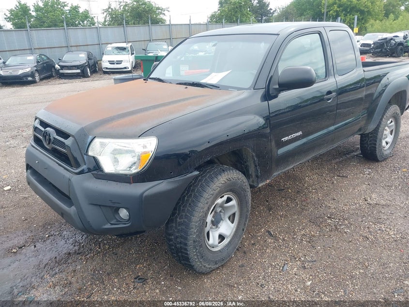 2013 Toyota Tacoma VIN 5TFUU4EN0DX075893 IAAI salvage auction — LEFT & RIGHT, Clear (Illinois), sold $4,000 on 2026-07-06 (photo 2)