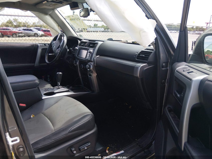 2014 Toyota 4runner VIN JTEZU5JR9E5079082 IAAI salvage auction — ROLLOVER, Salvage (Louisiana), sold $7,650 on 2026-07-13 (photo 5)