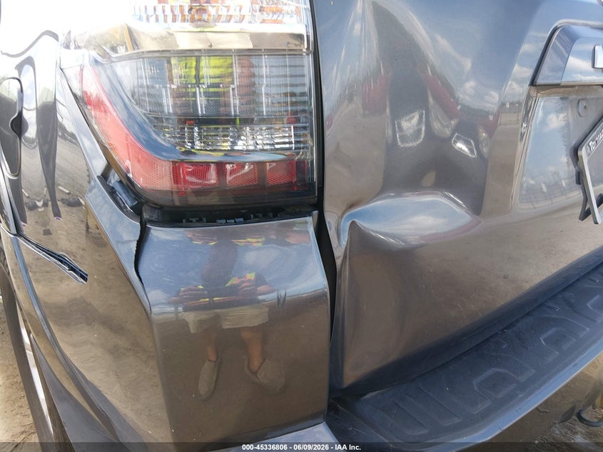 2014 Toyota 4runner VIN JTEZU5JR9E5079082 IAAI salvage auction — ROLLOVER, Salvage (Louisiana), sold $7,650 on 2026-07-13 (photo 6)