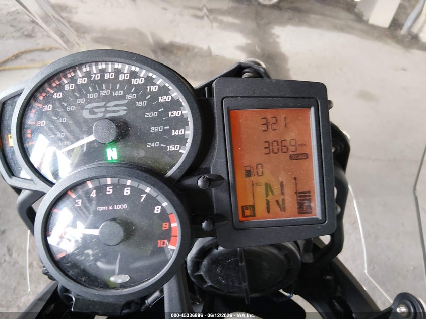 2016 BMW F 800 VIN WB10B1205GZL07907 IAAI salvage auction — LEFT & RIGHT, Clear (New York), sold $25 on 2026-07-29 (photo 7)