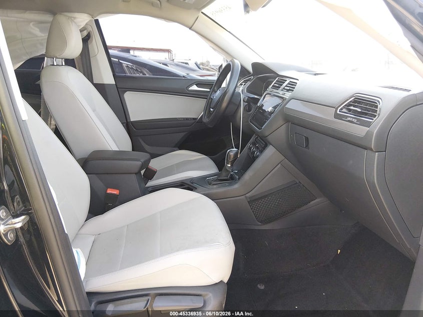 2019 Volkswagen Tiguan VIN 3VV3B7AX6KM087772 IAAI salvage auction — REAR END, Salvage (California), sold $5,000 on 2026-07-09 (photo 5)