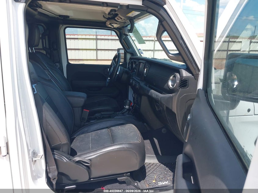2023 Jeep Grand wagoneer VIN 1C4JJXP62PW515156 IAAI salvage auction — FRONT END, Salvage Title, sold $11,500 on 2026-08-13 (photo 5)