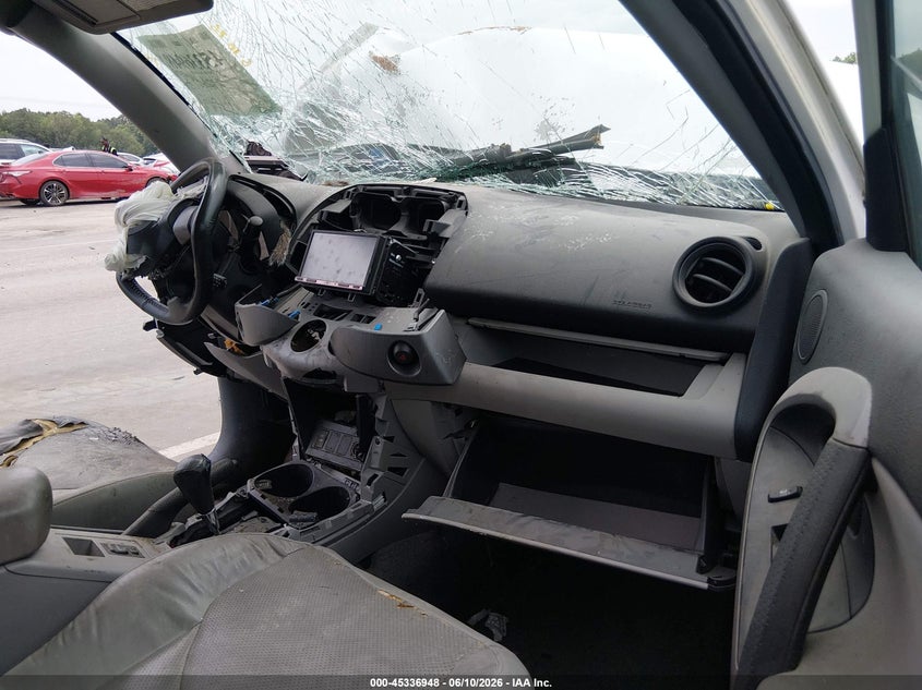 2006 Toyota Rav4 VIN JTMZK31V165004423 IAAI salvage auction — FRONT END, Salvage (North Carolina), sold $200 on 2026-07-15 (photo 5)