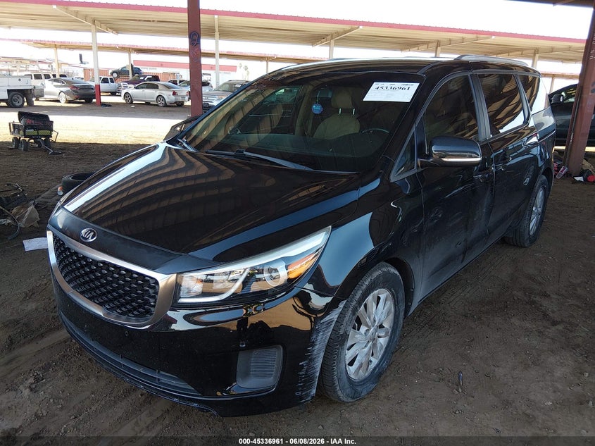 2017 Kia SEDONA VIN KNDMB5C18H6283186 IAAI salvage auction — RIGHT SIDE, Salvage (Arizona), sold $2,050 on 2026-07-14 (photo 2)