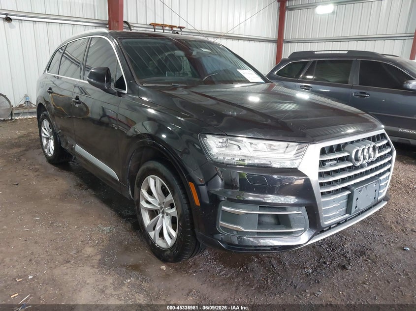 2017 Audi Q7 VIN WA1LAAF72HD027428 IAAI salvage auction — RIGHT SIDE, Clear (Virginia), sold $2,150 on 2026-07-30 (photo 1)