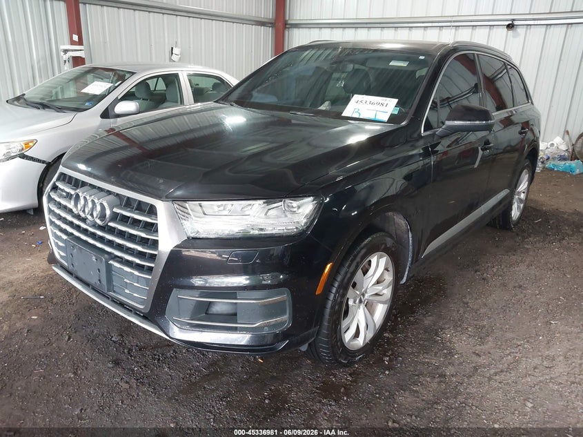 2017 Audi Q7 VIN WA1LAAF72HD027428 IAAI salvage auction — RIGHT SIDE, Clear (Virginia), sold $2,150 on 2026-07-30 (photo 2)