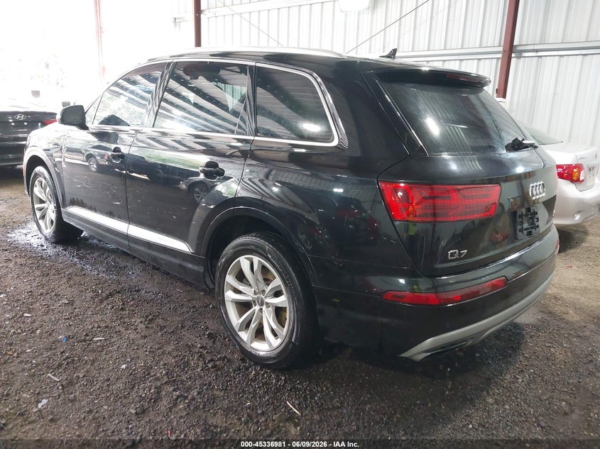 2017 Audi Q7 VIN WA1LAAF72HD027428 IAAI salvage auction — RIGHT SIDE, Clear (Virginia), sold $2,150 on 2026-07-30 (photo 3)