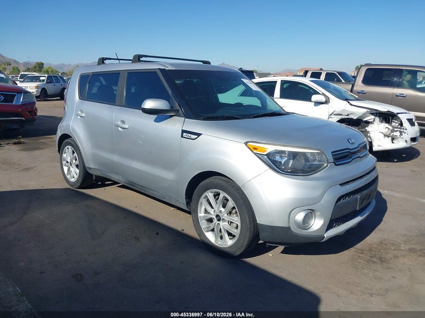 2019 Kia Soul VIN KNDJP3A55K7656331 IAAI salvage auction — LEFT SIDE, Salvage Title, sold $1,800 on 2026-08-01 (photo 1)