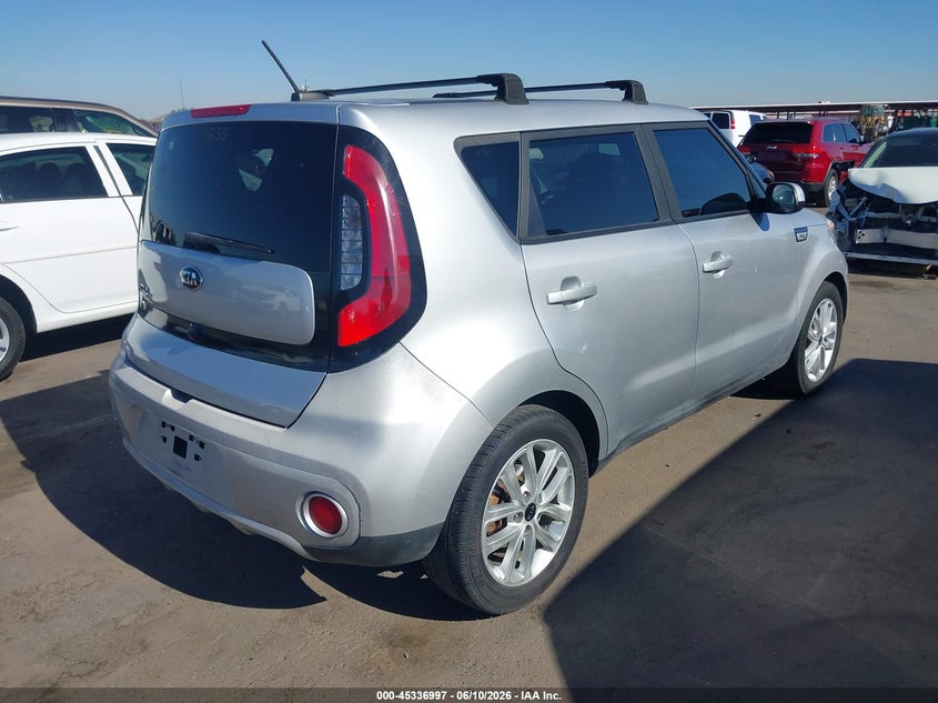 2019 Kia Soul VIN KNDJP3A55K7656331 IAAI salvage auction — LEFT SIDE, Salvage Title, sold $1,800 on 2026-08-01 (photo 4)