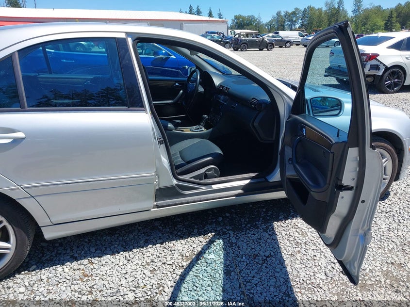 2007 Mercedes-benz C class VIN WDBRF54H67F935029 IAAI salvage auction — SIDE, Bill Of Sale (Washington), sold $475 on 2026-07-08 (photo 5)