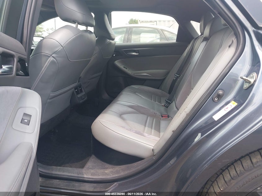 2019 Toyota Avalon VIN 4T1B21FB2KU004379 IAAI salvage auction — REAR END, Salvage Title, sold $7,400 on 2026-07-27 (photo 8)