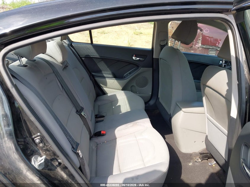 2016 Kia Forte VIN KNAFX4A6XG5499092 IAAI salvage auction — FRONT END, Clear (Virginia), sold $650 on 2026-07-28 (photo 8)