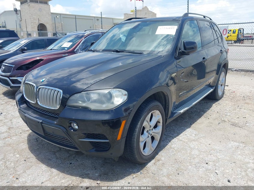 2013 BMW X5 VIN 5UXZW0C55D0B96182 IAAI salvage auction — NORMAL WEAR, Salvage Title, sold $2,050 on 2026-07-06 (photo 2)