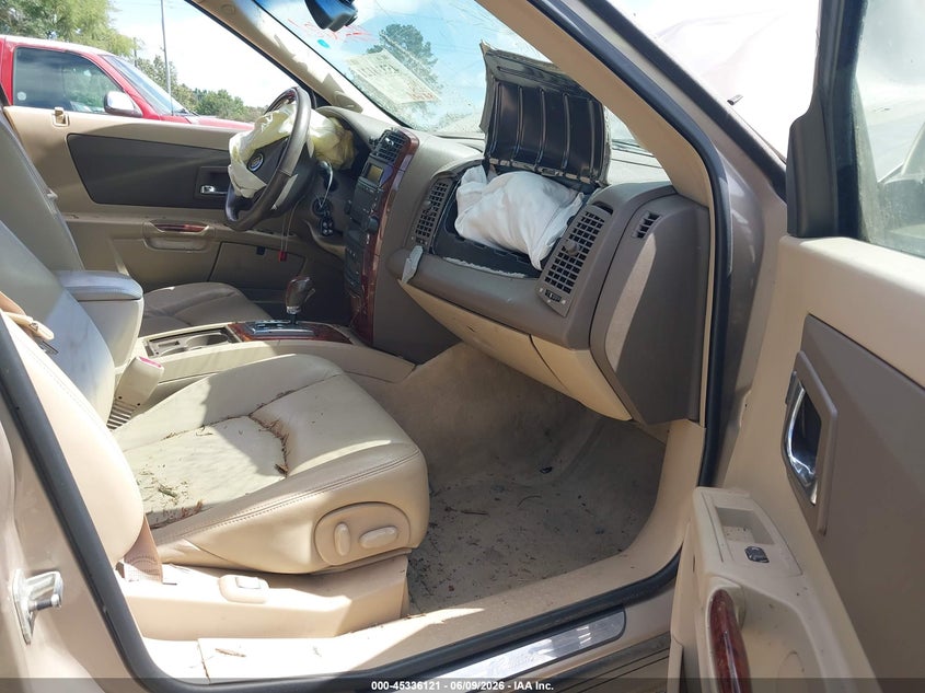 2006 Cadillac Srx VIN 1GYEE637360165174 IAAI salvage auction — FRONT & REAR, Salvage (Texas), sold $100 on 2026-07-09 (photo 5)