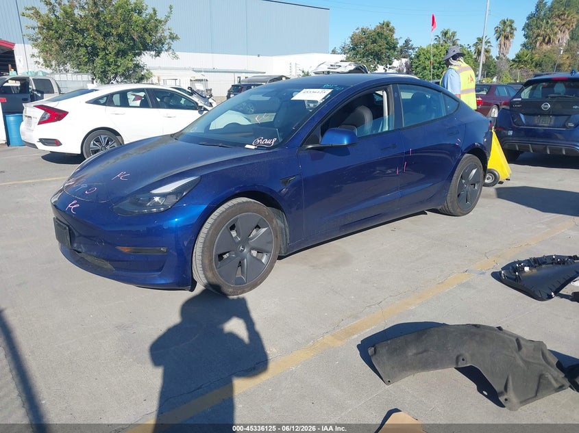 2022 Tesla Model 3 VIN 5YJ3E1EB3NF366381 IAAI salvage auction — REAR END, Salvage Title, sold $9,100 on 2026-07-29 (photo 2)