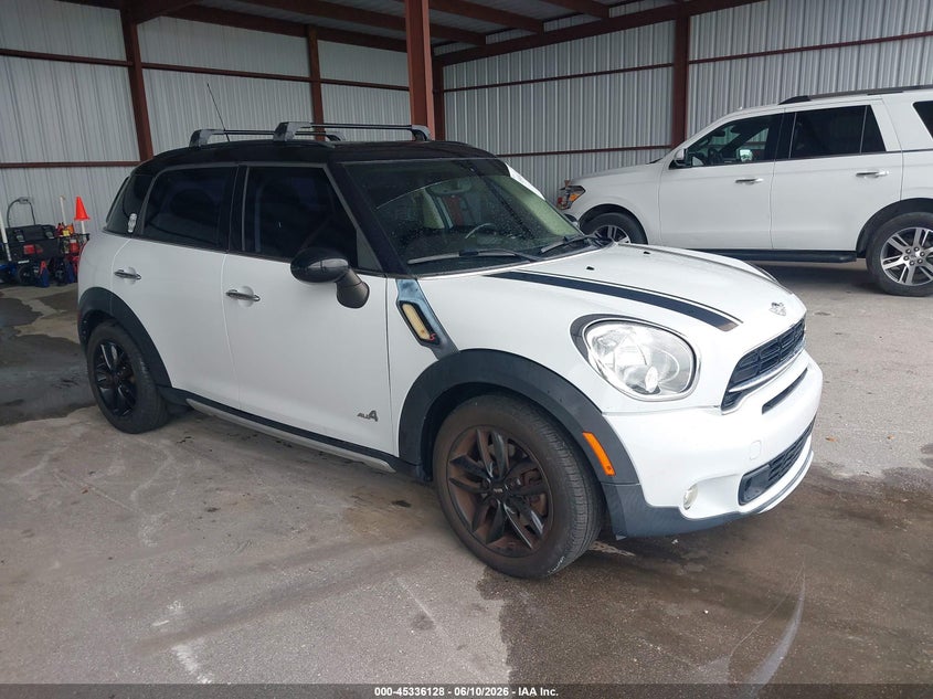 2015 Mini Countryman VIN WMWZC5C53FWP43984 IAAI salvage auction — MECHANICAL, Clear (Florida), sold $700 on 2026-07-15 (photo 1)