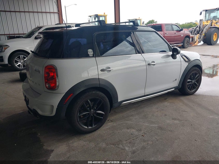 2015 Mini Countryman VIN WMWZC5C53FWP43984 IAAI salvage auction — MECHANICAL, Clear (Florida), sold $700 on 2026-07-15 (photo 4)