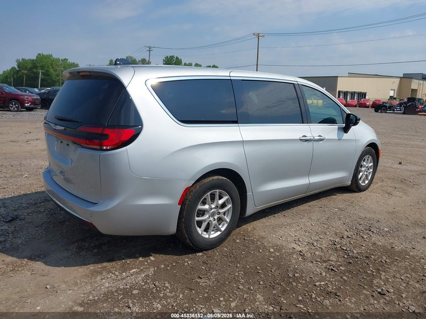 2024 Chrysler Pacifica VIN 2C4RC1BG3RR132719 IAAI salvage auction — SIDE, Enterprise Vehicles Clear Only (Indiana), sold $13,100 on 2026-07-17 (photo 4)