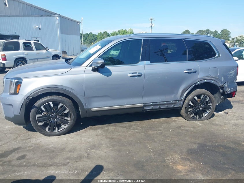 2024 Kia Telluride VIN 5XYP54GC0RG454053 IAAI salvage auction — LEFT SIDE, Salvage Title, sold $12,200 on 2026-07-30 (photo 6)