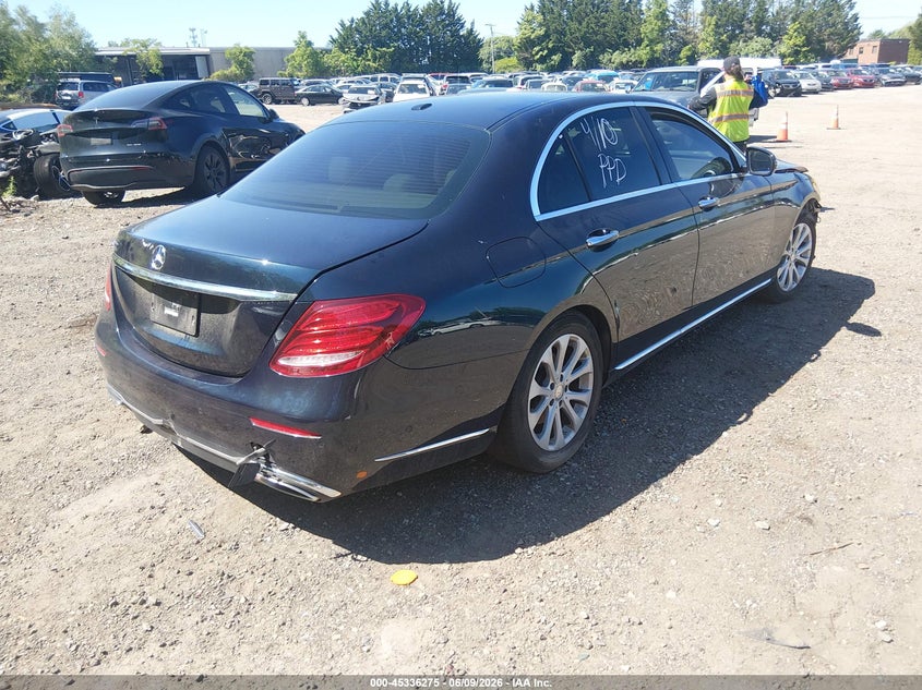 2017 Mercedes-benz E-klasse VIN WDDZF4JB2HA133044 IAAI salvage auction — ELECTRICAL, Clear (Massachusetts), sold $2,600 on 2026-07-28 (photo 4)