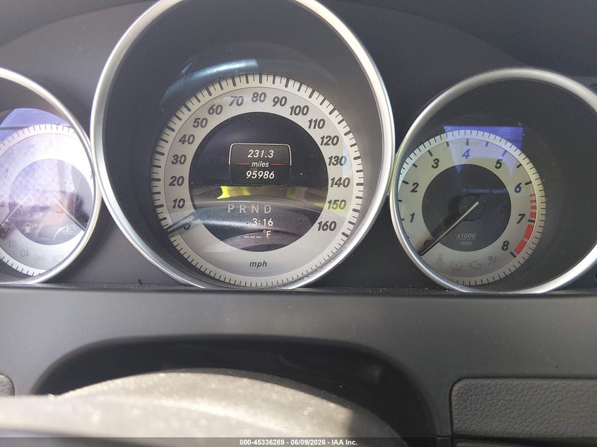 2013 Mercedes-benz C-klasse VIN WDDGF4HB4DA742420 IAAI salvage auction — NORMAL WEAR, Original (Texas), sold $550 on 2026-07-21 (photo 7)