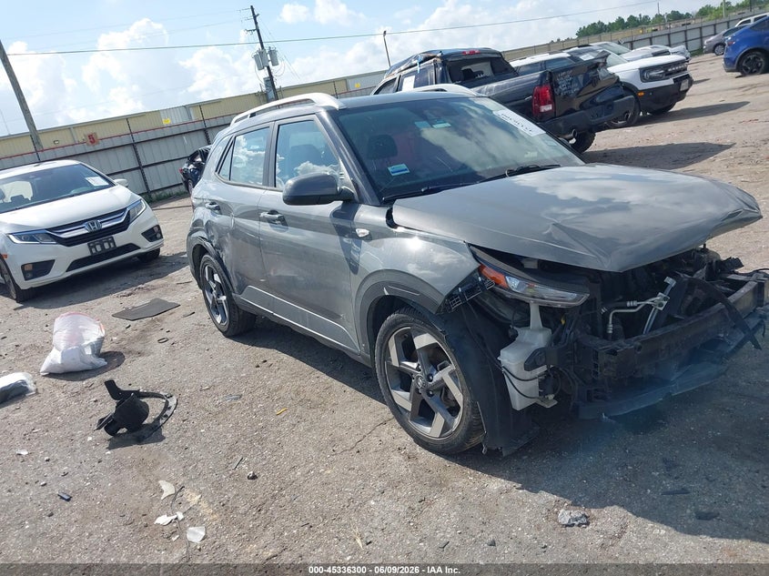 2021 Hyundai Venue VIN KMHRC8A37MU082311 IAAI salvage auction — FRONT & REAR, Salvage (Texas), sold $725 on 2026-07-22 (photo 1)