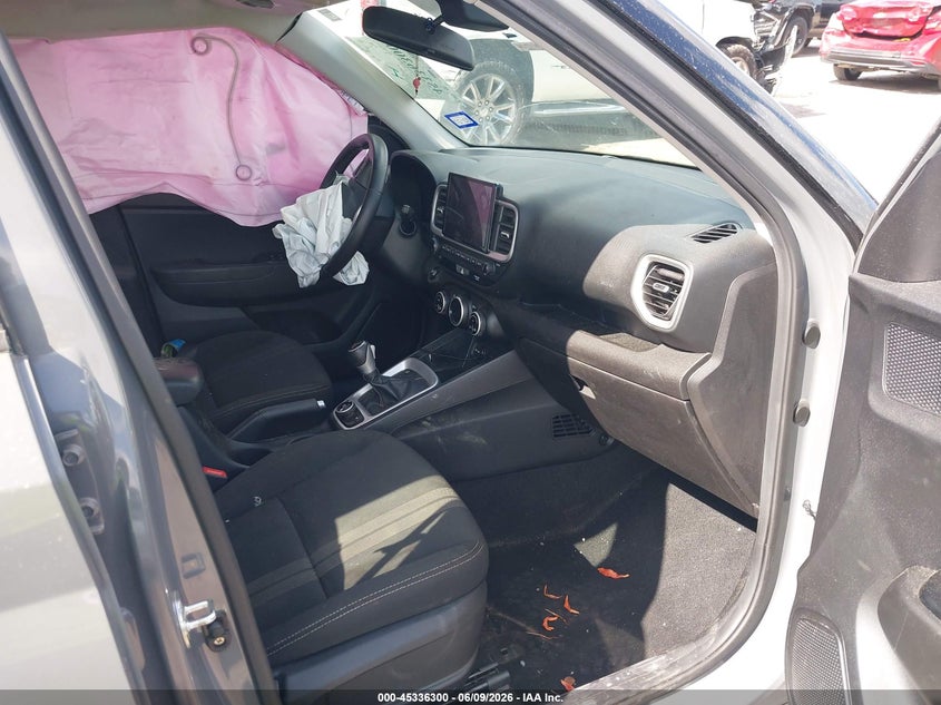 2021 Hyundai Venue VIN KMHRC8A37MU082311 IAAI salvage auction — FRONT & REAR, Salvage (Texas), sold $725 on 2026-07-22 (photo 5)
