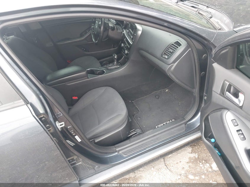 2015 Kia Optima VIN KNAGM4AD3F5081922 IAAI salvage auction — NORMAL WEAR, Clear (Indiana), sold $350 on 2026-07-22 (photo 5)