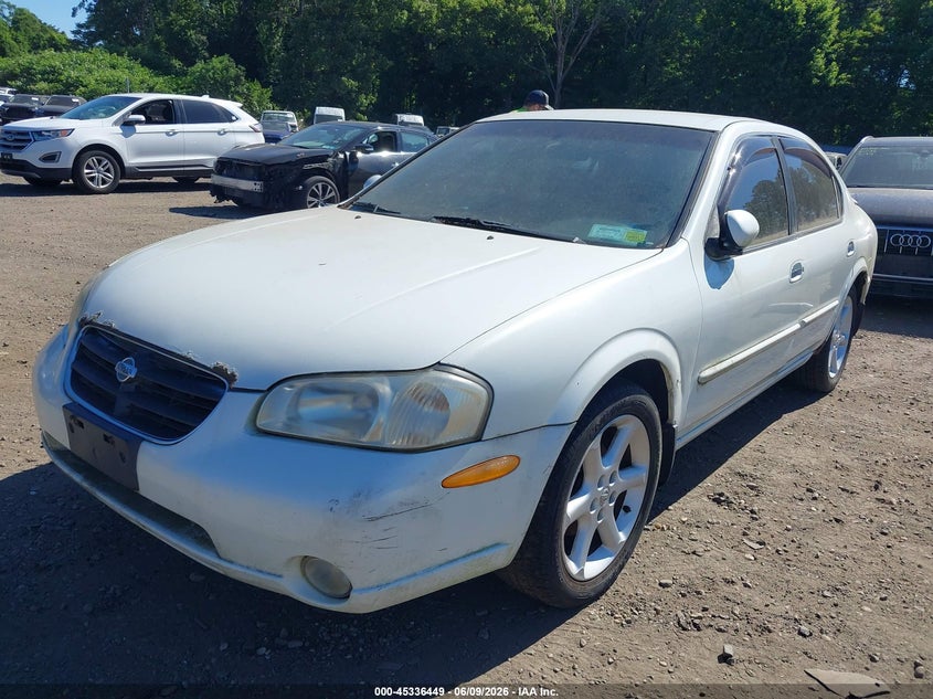 2000 Nissan Maxima VIN JN1CA31D0YT710610 IAAI salvage auction — NORMAL WEAR, Clear (New York), sold $475 on 2026-07-07 (photo 2)