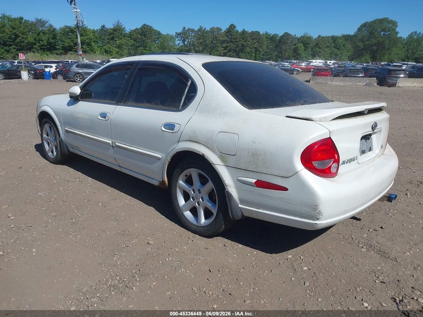 2000 Nissan Maxima VIN JN1CA31D0YT710610 IAAI salvage auction — NORMAL WEAR, Clear (New York), sold $475 on 2026-07-07 (photo 3)