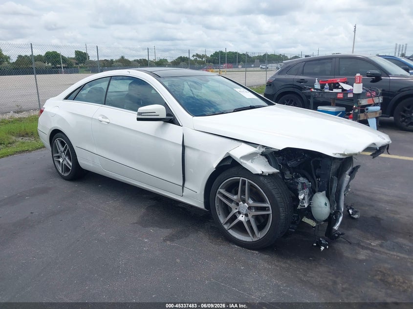 2014 Mercedes-benz E-klasse VIN WDDKJ5KB2EF231896 IAAI salvage auction — FRONT END, Salvage Title, sold $1,400 on 2026-07-16 (photo 1)