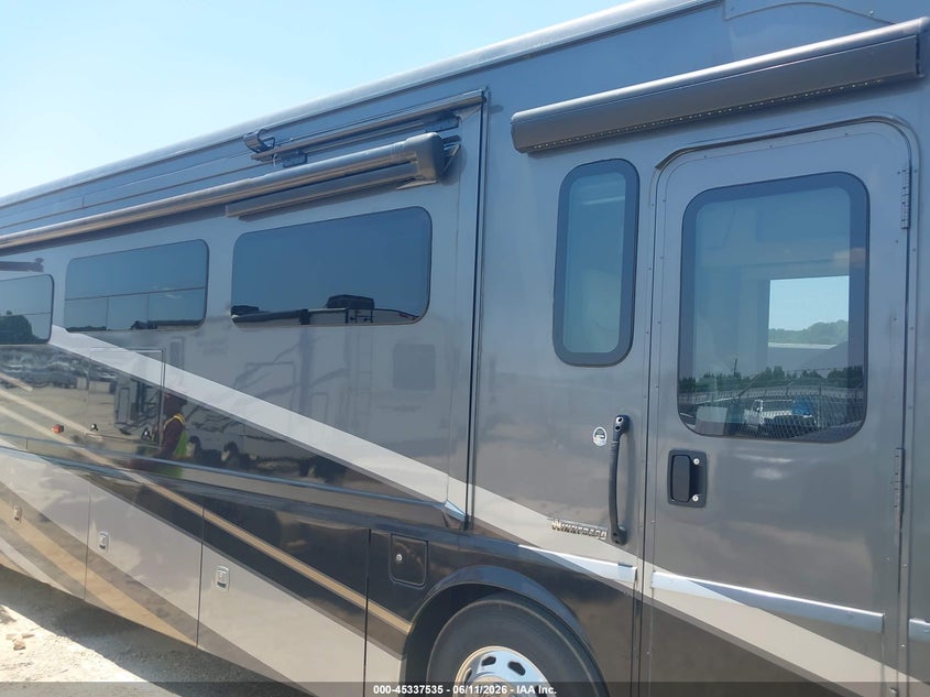 2021 Winnebago Freightliner chassis VIN 4UZACJFC1MCMK8646 — IAAI salvage auction photo