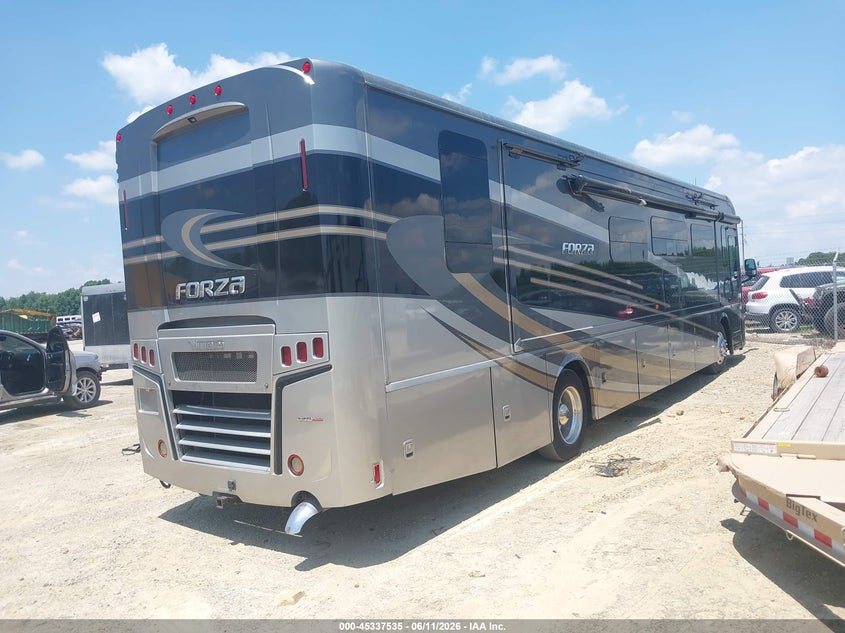 2021 Winnebago Freightliner chassis VIN 4UZACJFC1MCMK8646 IAAI salvage auction — WATER/FLOOD, Salvage (North Carolina), sold $32,250 on 2026-08-12 (photo 4)
