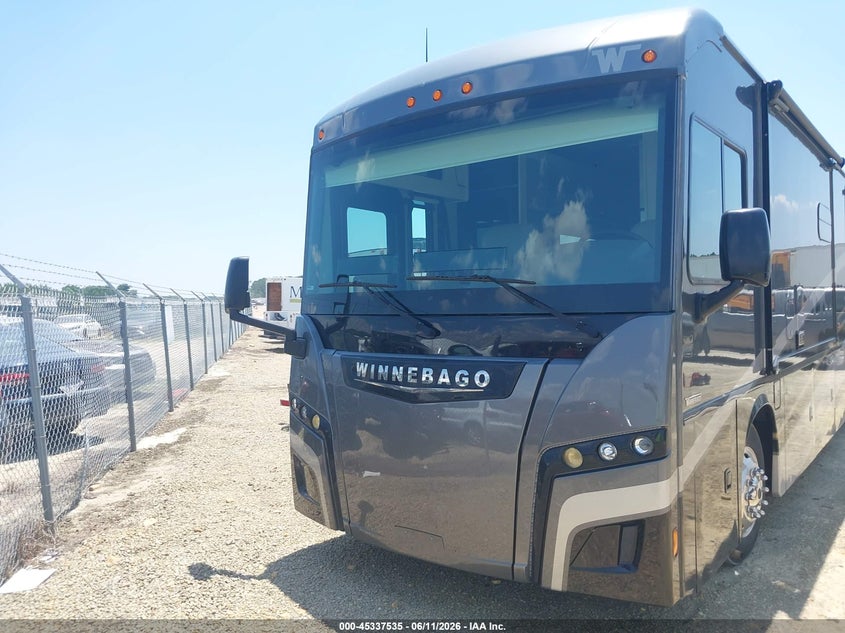 2021 Winnebago Freightliner chassis VIN 4UZACJFC1MCMK8646 IAAI salvage auction — WATER/FLOOD, Salvage (North Carolina), sold $32,250 on 2026-08-12 (photo 6)
