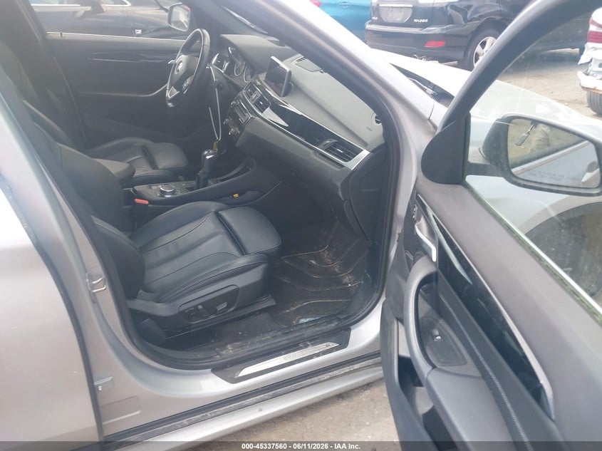 2018 BMW X1 VIN WBXHT3C3XJ5K23560 IAAI salvage auction — RIGHT FRONT, Salvage (Massachusetts), sold $4,050 on 2026-07-17 (photo 5)