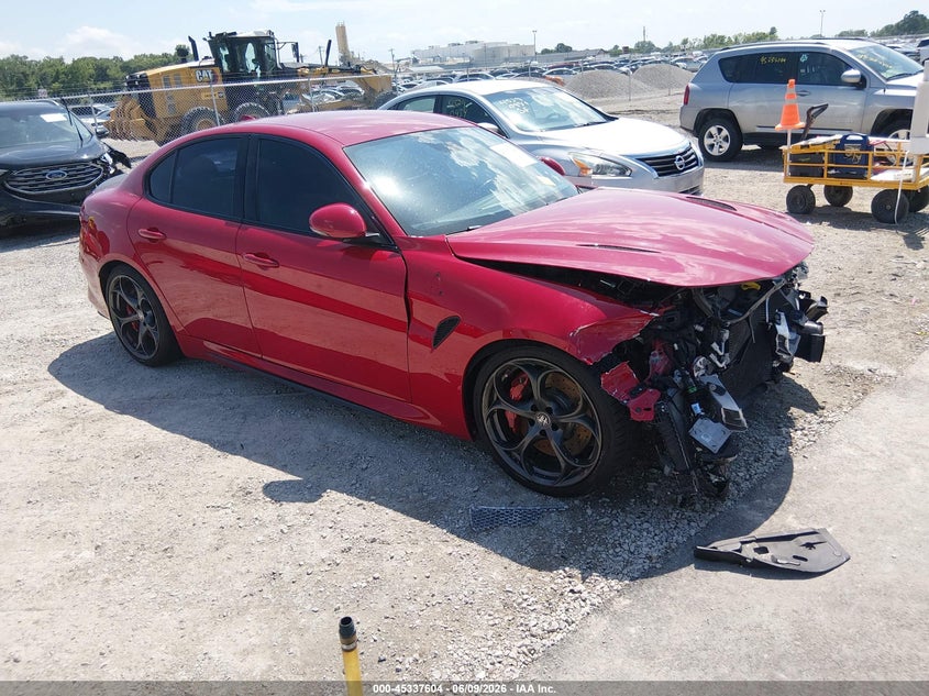 2018 Alfa romeo Giulia VIN ZARFAEAV2J7575634 IAAI salvage auction — FRONT END, Salvage (Missouri), sold $1,000 on 2026-07-28 (photo 1)