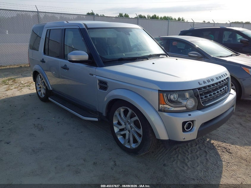 2016 Land rover Lr4 VIN SALAG2V62GA839105 IAAI salvage auction — NORMAL WEAR, Clear (North Carolina), sold $750 on 2026-07-15 (photo 1)