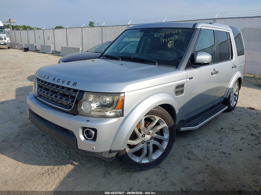 2016 Land rover Lr4 VIN SALAG2V62GA839105 IAAI salvage auction — NORMAL WEAR, Clear (North Carolina), sold $750 on 2026-07-15 (photo 2)