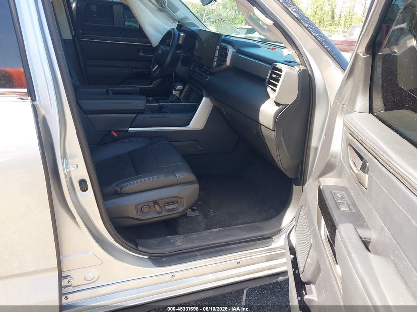 2023 Toyota Tundra VIN 5TFJC5DB4PX038515 IAAI salvage auction — RIGHT SIDE, Clear (Florida), sold $14,800 on 2026-07-07 (photo 5)