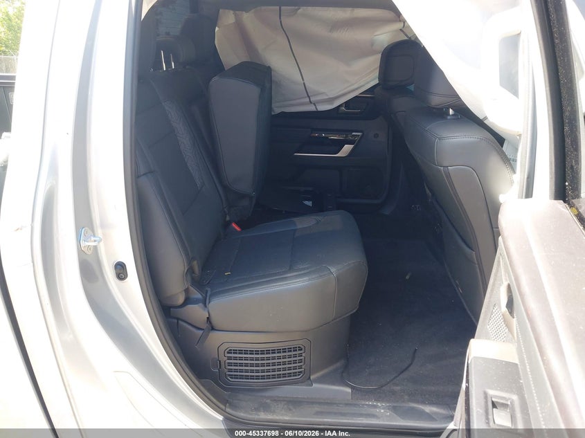 2023 Toyota Tundra VIN 5TFJC5DB4PX038515 IAAI salvage auction — RIGHT SIDE, Clear (Florida), sold $14,800 on 2026-07-07 (photo 8)