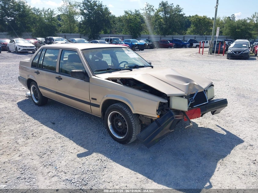1993 Volvo 940 VIN YV1JS8318P1143603 IAAI salvage auction — UNKNOWN, Rebuildable (Florida), sold $300 on 2026-08-13 (photo 1)
