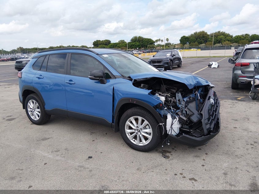 2026 Toyota Corolla cross VIN 7MUCAAAG8TV157293 IAAI salvage auction — RIGHT FRONT, Rebuildable (Florida), sold $10,600 on 2026-07-09 (photo 1)