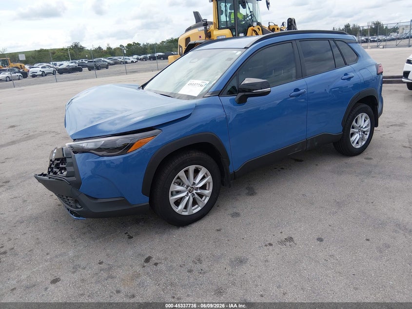 2026 Toyota Corolla cross VIN 7MUCAAAG8TV157293 IAAI salvage auction — RIGHT FRONT, Rebuildable (Florida), sold $10,600 on 2026-07-09 (photo 2)