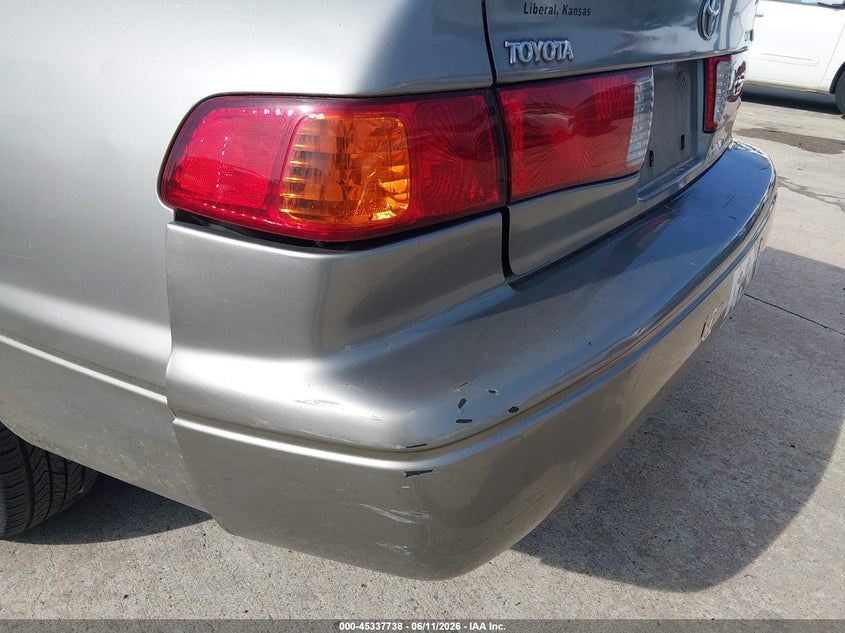 2000 Toyota Camry VIN JT2BG22K8Y0482025 IAAI salvage auction — NORMAL WEAR, Clear (Missouri), sold $125 on 2026-07-07 (photo 6)